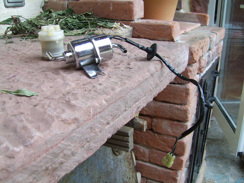 SV100403.JPG